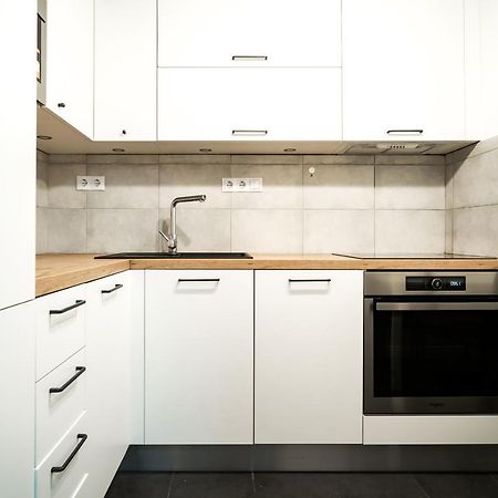 Vig Apartment - With Private Parking بودابست المظهر الخارجي الصورة